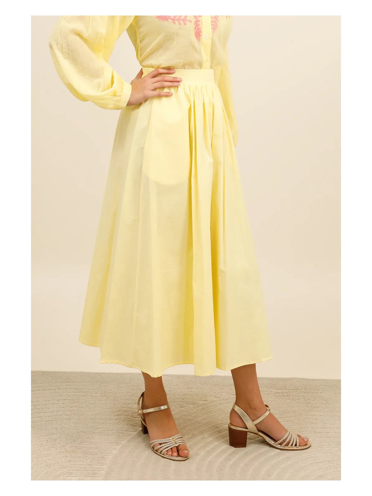 MIDI SKIRT