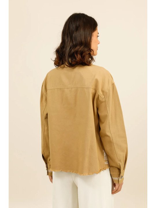 Veste brodée
