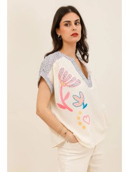 Embroidered flowy blouse