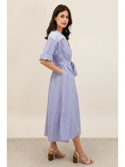 Midikleid mit Gürtel
