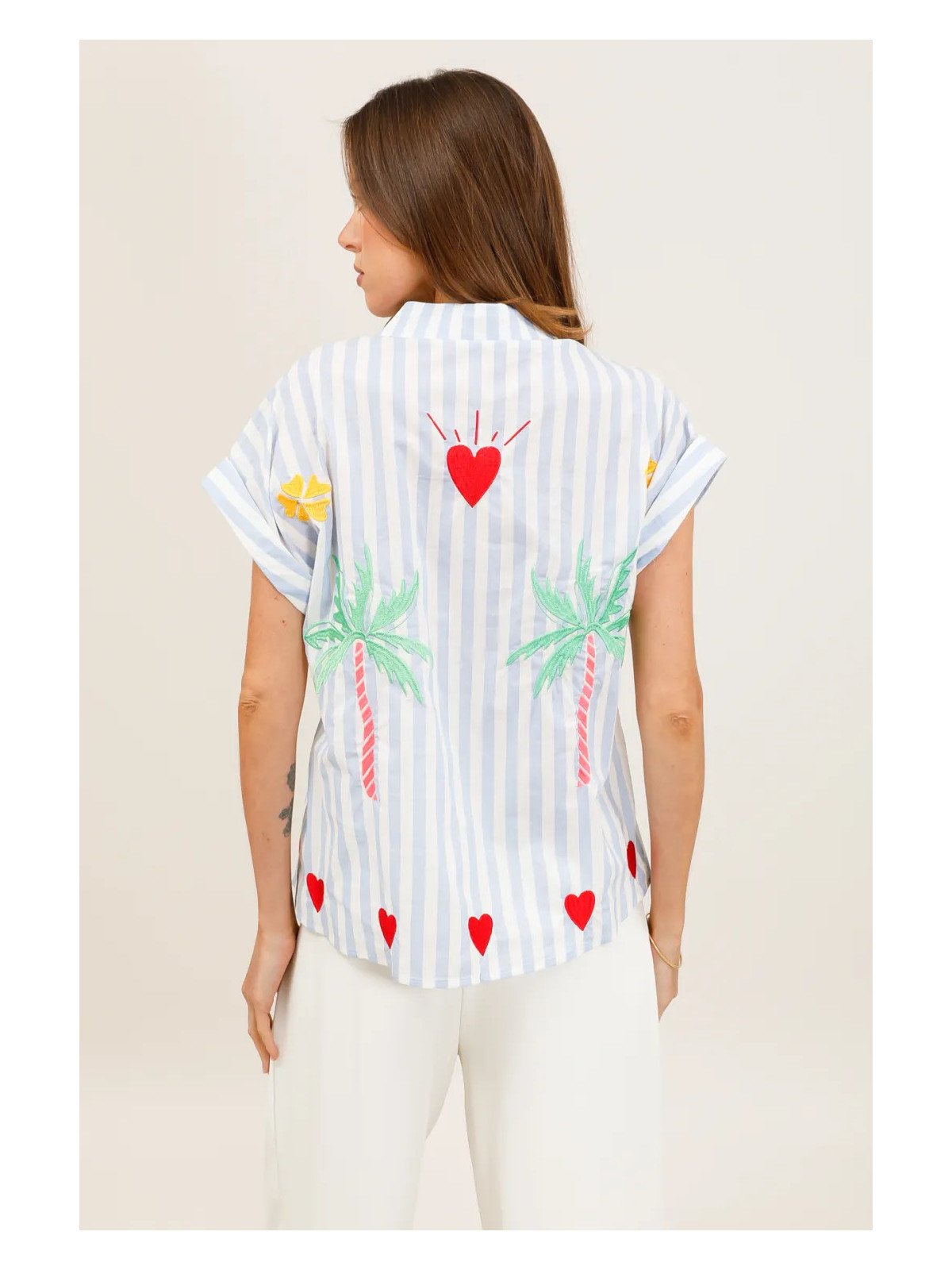 Flowy striped short-sleeved shirt with embroidery