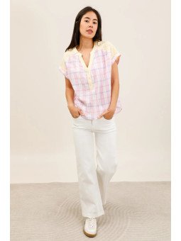 Women's flowy blouse with short sleeves and a Tunisian collar