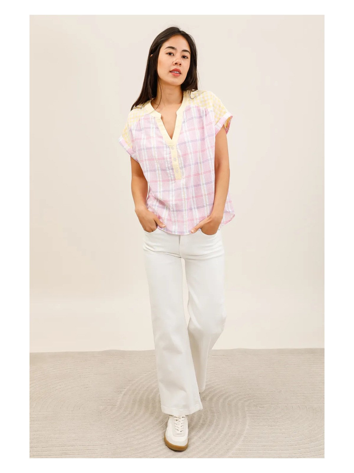 Blouse femme fluide manches courtes col tunisien