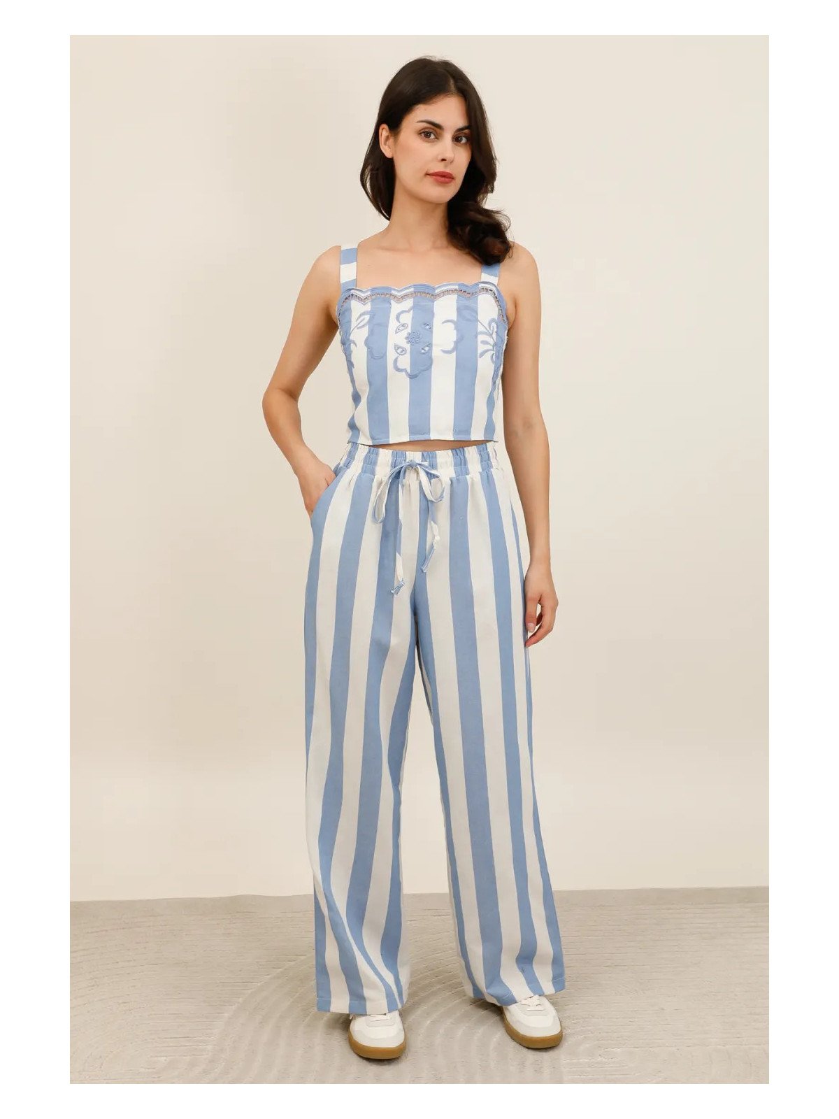 Pantalon large femme taille élastiquée avec cordon