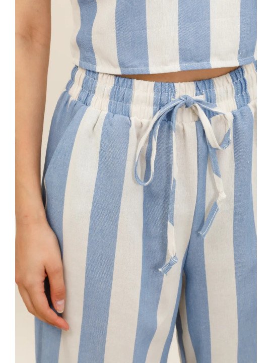 Women's wide-leg trousers with elasticated waist and drawstring