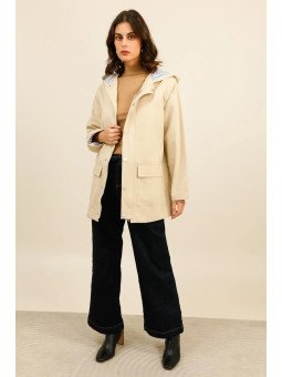 Women's mid-length parka with hood and pockets