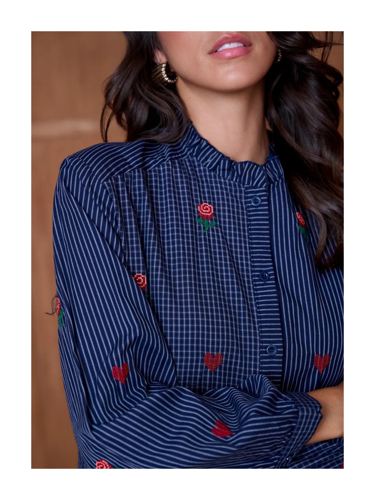 Chemise Femme Col Volanté et Manches Longues