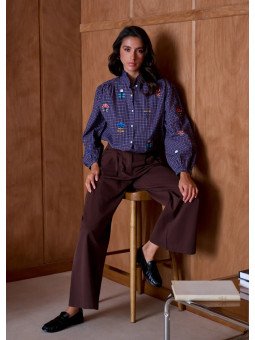 Chemise femme brodée à col volanté