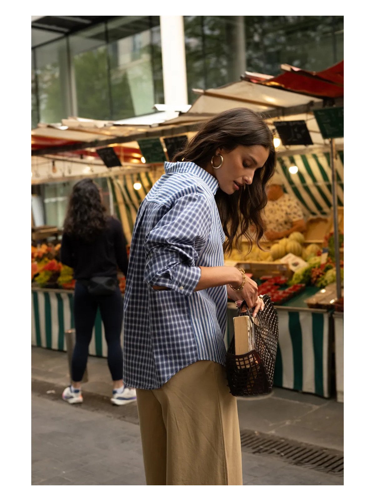 Damenbluse mit Brusttasche