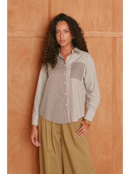 Women's shirt with chest pocket