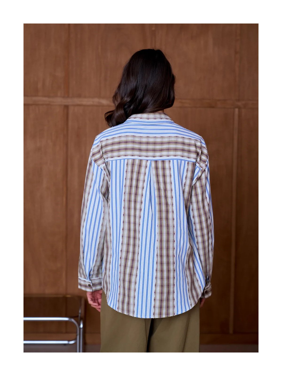 Women's Loose Fit Shirt with Frayed Panels