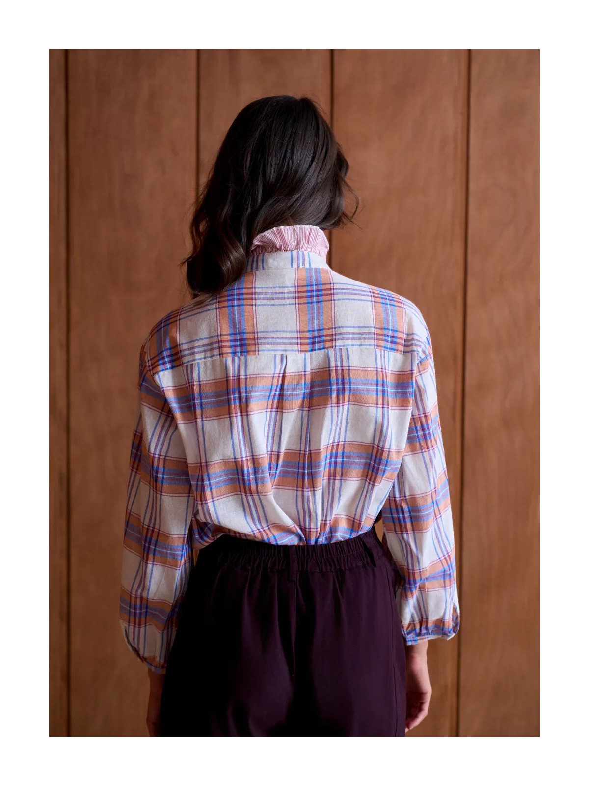 Chemise Femme Ample à Col Volanté et Manches Longues