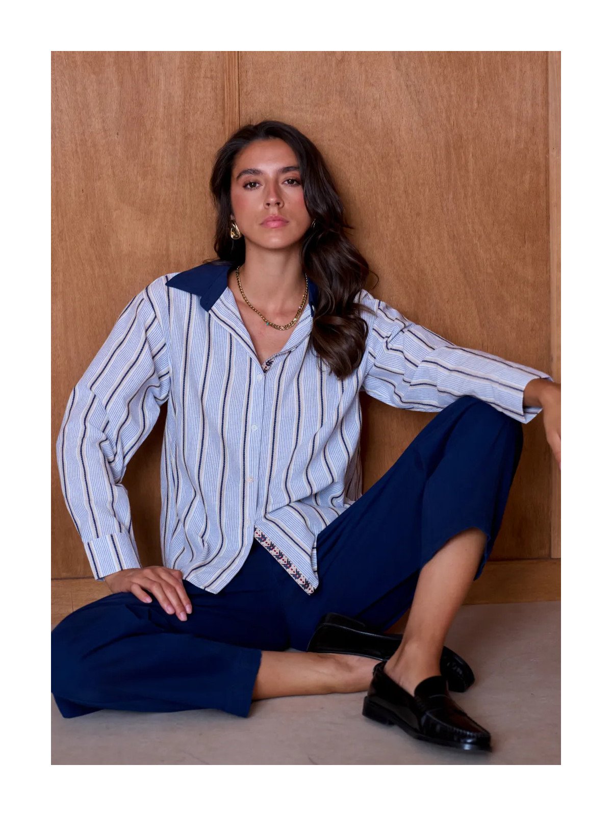 Chemise Femme Ample à Col Contrastant