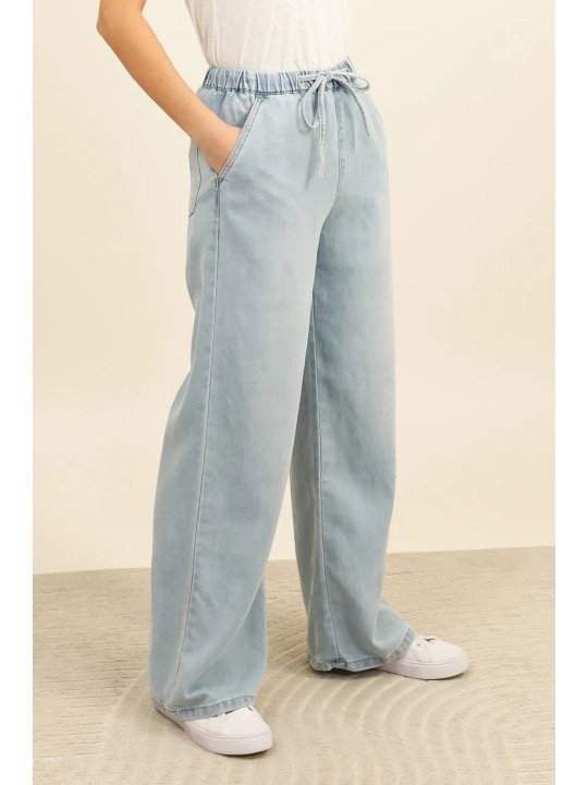 Weit geschnittene Damenhose aus 100 % Lyocell