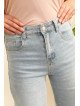 Damenjeans mit hohem Bund und weitem Bein