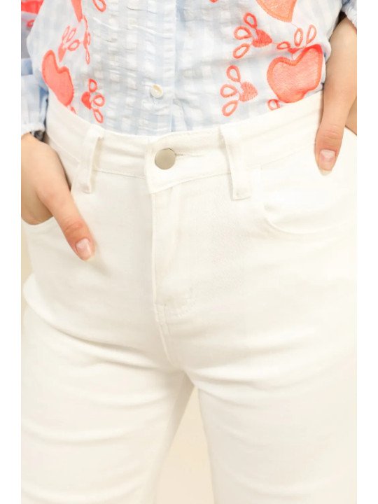 High-waisted, wide-leg women's jeans