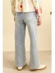 Damenjeans mit hohem Bund und weitem Bein