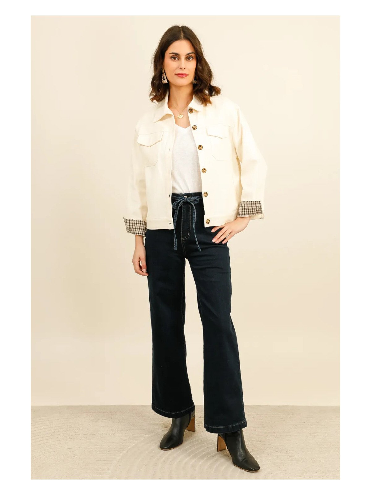 VESTE COURTE STYLE SAHARIENNE