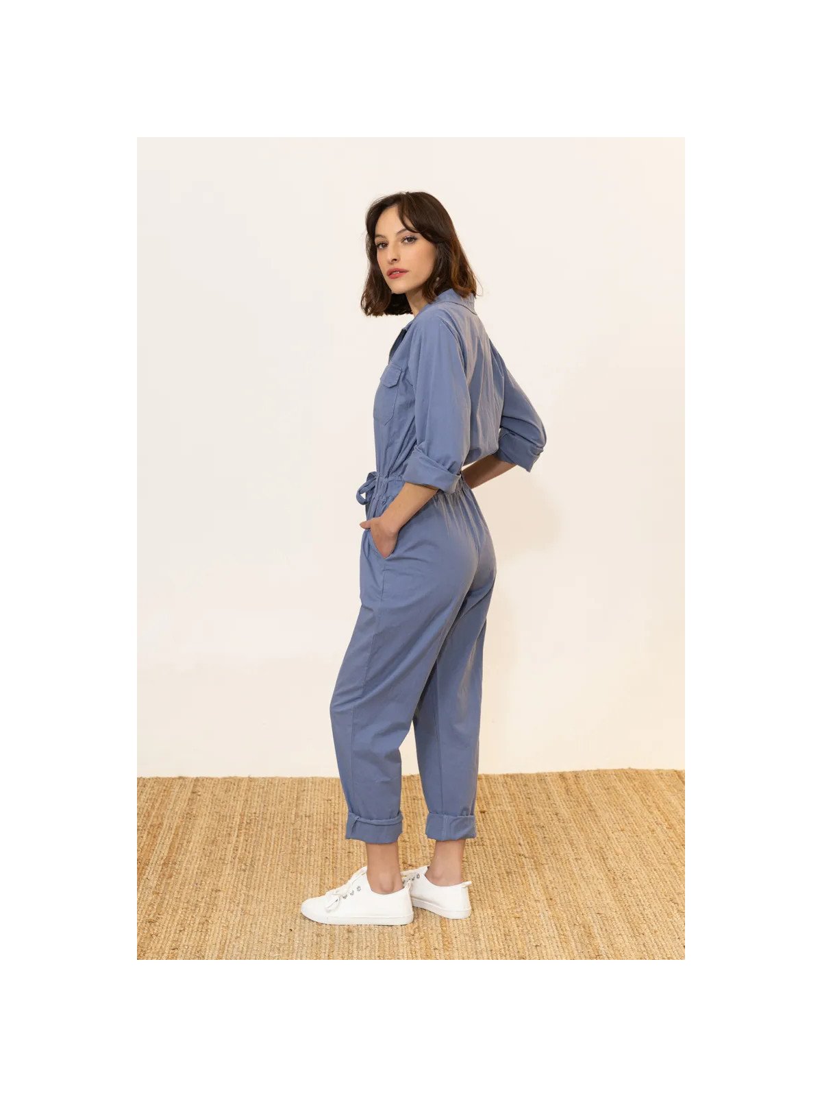 Damen-Jumpsuit aus 100 % Baumwolle mit Reißverschluss und Gürtel