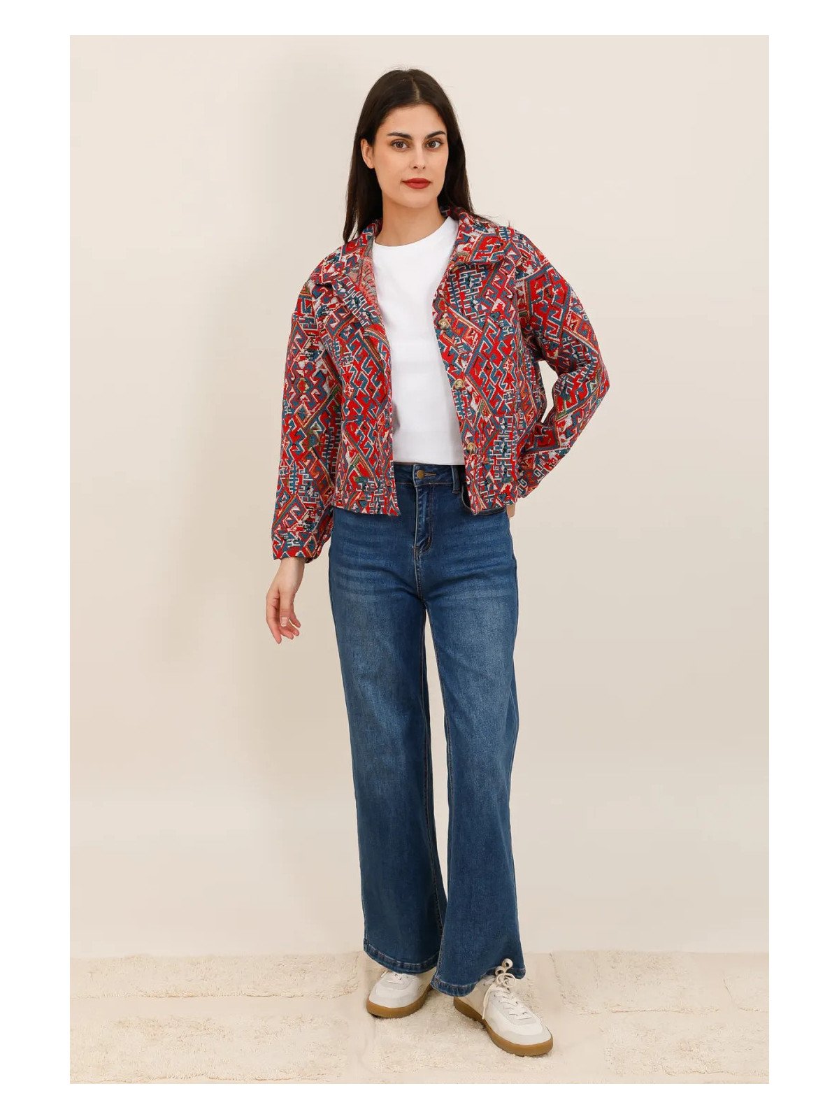Women's short jacket in structured jacquard