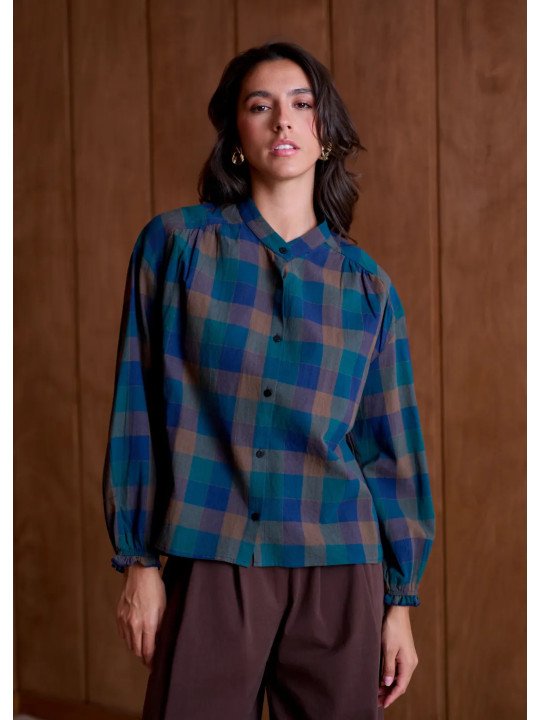 Blouse femme ample à col officier et manches longues