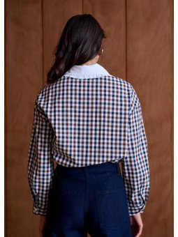 Women's Shirt with Ruffled Collar and Long Sleeves
