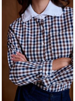 Women's Shirt with Ruffled Collar and Long Sleeves