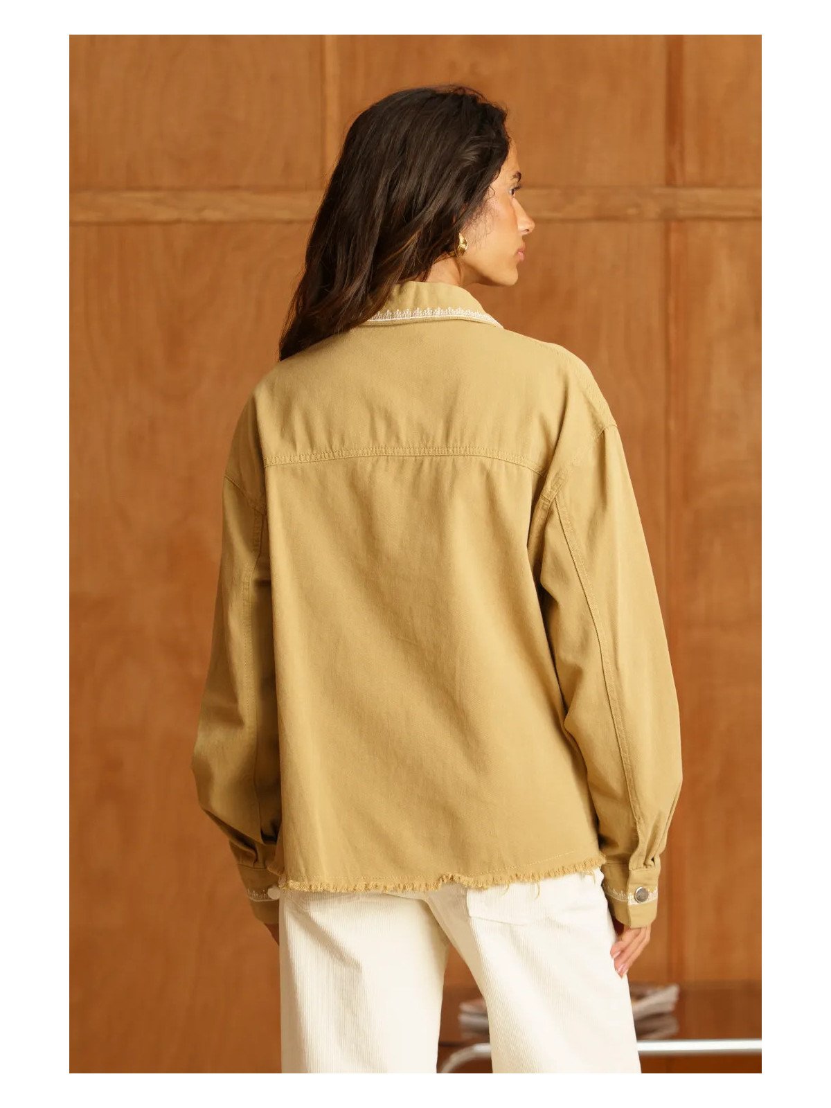 Surchemise Femme Ample en Toile à Poches Plaquées