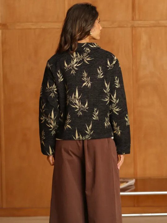 Women's Structured Short Jacket with Pockets