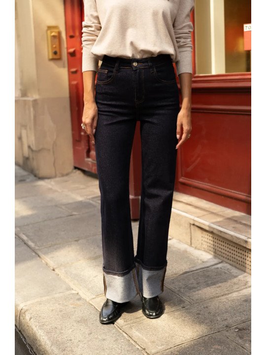 Women's High-Waisted Straight Jeans with Wide Turn-Ups